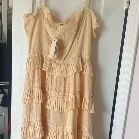 Doen Operetta Dress maxi nude ruffle tired layer large l - Picture 3 of 4